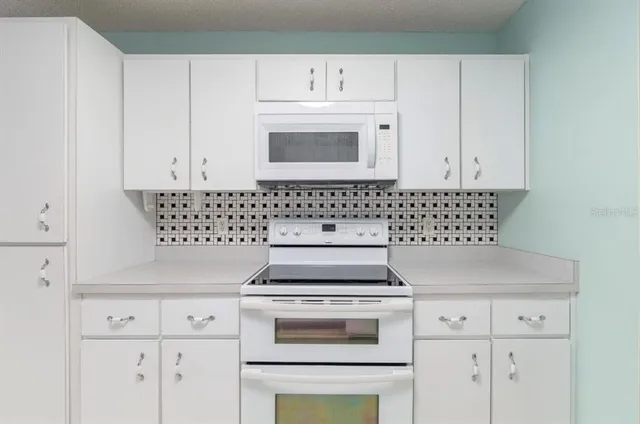 $299,900 | 5393 Southwest 109th Place Road, Ocala, FL 34476