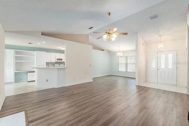 $299,900 | 5393 Southwest 109th Place Road, Ocala, FL 34476