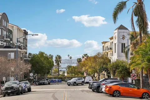 $825,000 | 350 West Ash Street, Unit 102, San Diego, CA 92101