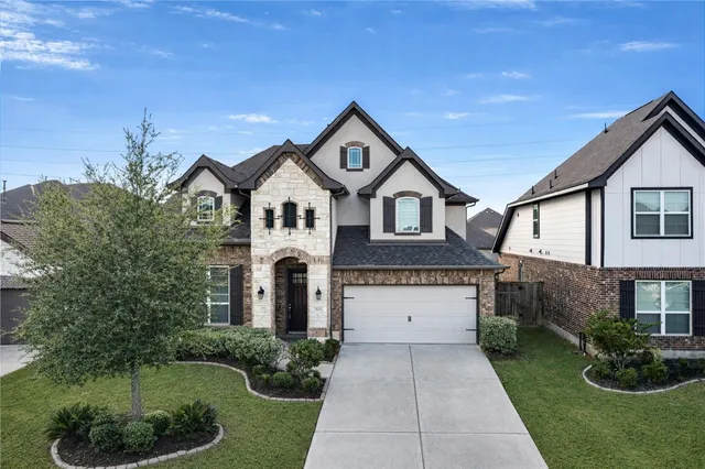 $3,600 | 3618 Windward Canyon Drive, Fulshear, TX 77441