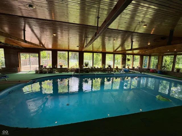 $250,000 | 825 Park View Drive, Rushville, IN 46173