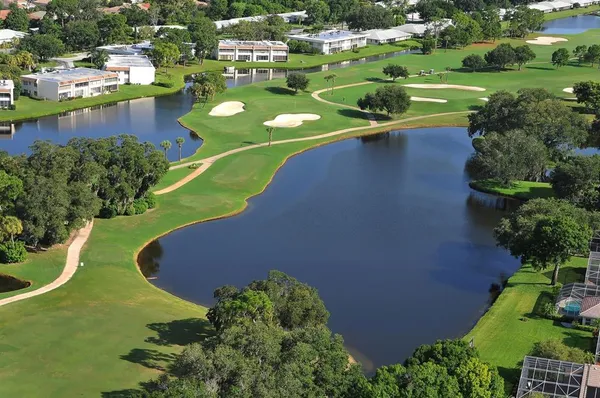 $2,950 | 6041 Clubside Drive, Unit 6041, Sarasota, FL 34243