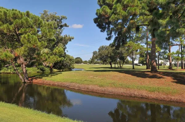 $2,950 | 6041 Clubside Drive, Unit 6041, Sarasota, FL 34243