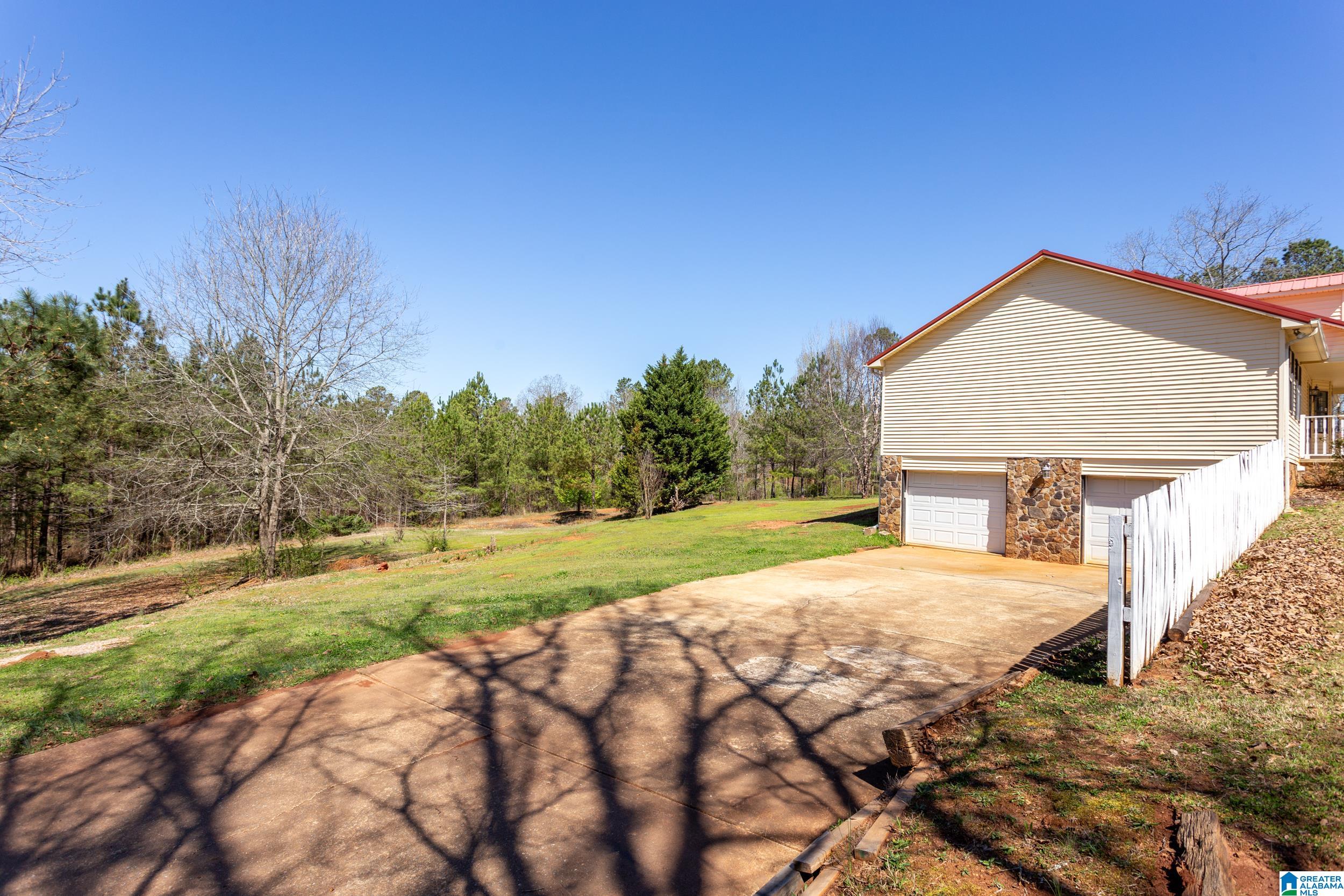 726 Arrowhead Lane Talladega, AL 35160 - Photo 27 of 34
