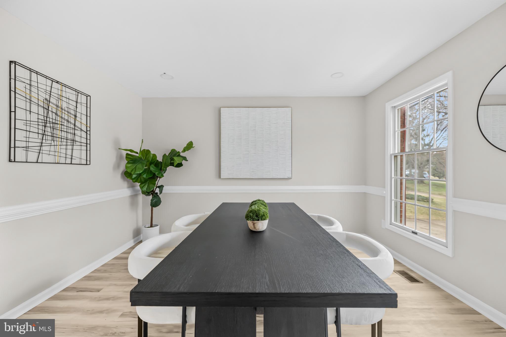 12701 Roark Court Reston, VA 20191 - Photo 15 of 58 Dining Room