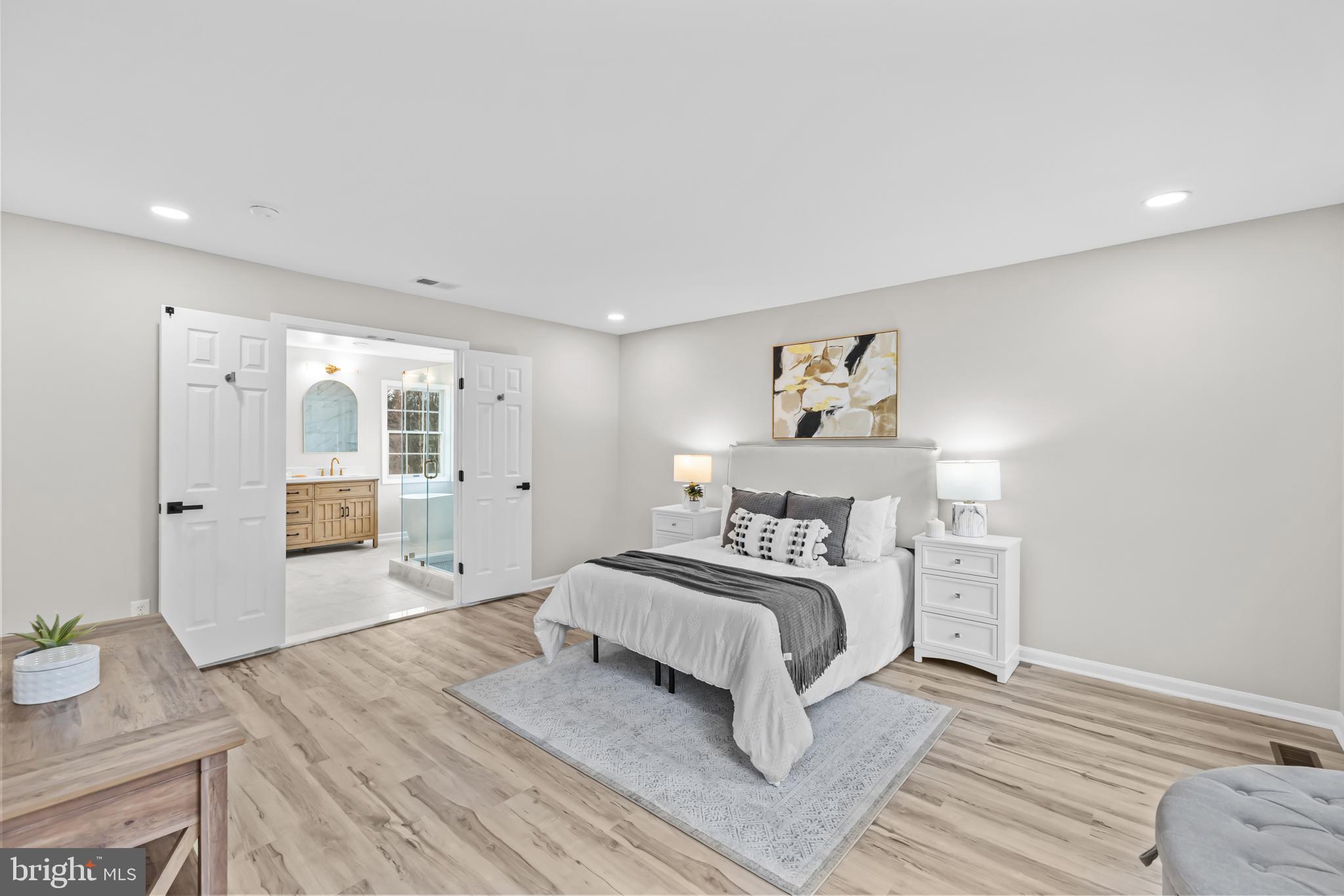 12701 Roark Court Reston, VA 20191 - Photo 21 of 58 Primary Suite