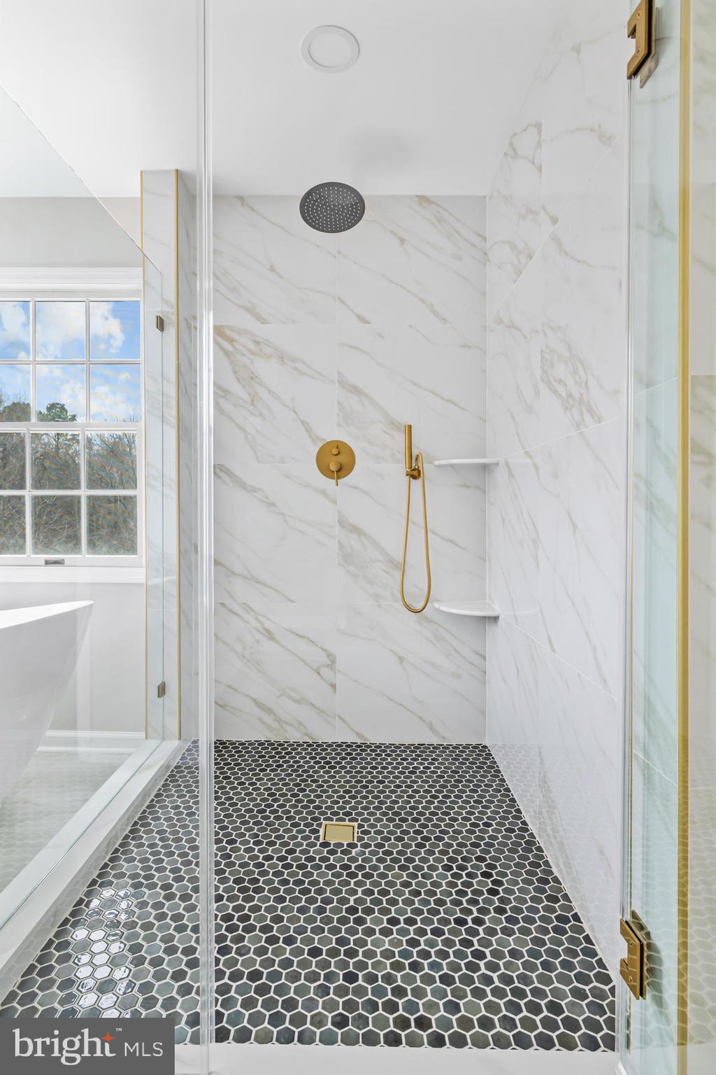 12701 Roark Court Reston, VA 20191 - Photo 26 of 58 Primary En-Suite