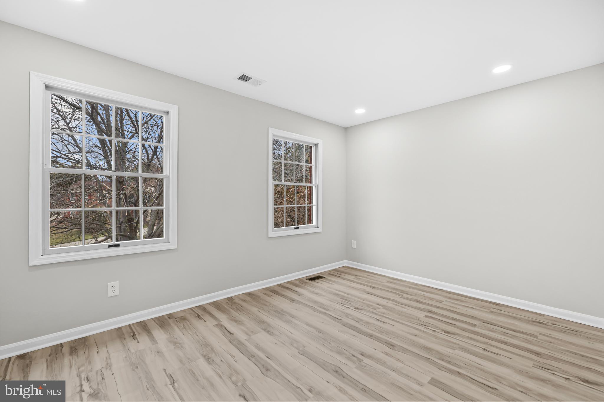 12701 Roark Court Reston, VA 20191 - Photo 35 of 58 Fourth Bedroom