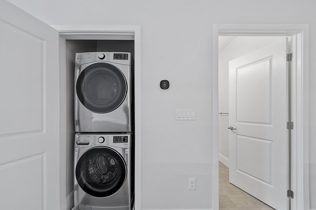 205 Maverick Street, Unit 201 Boston, MA 02128 - Photo 17 of 29