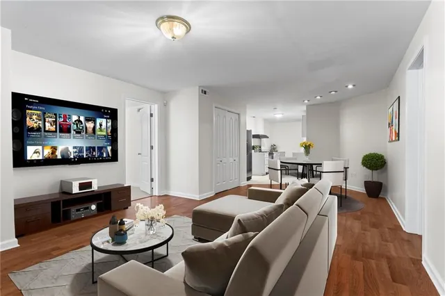 $689,900 | 4282 Goldfield Trace, Suwanee, GA 30024