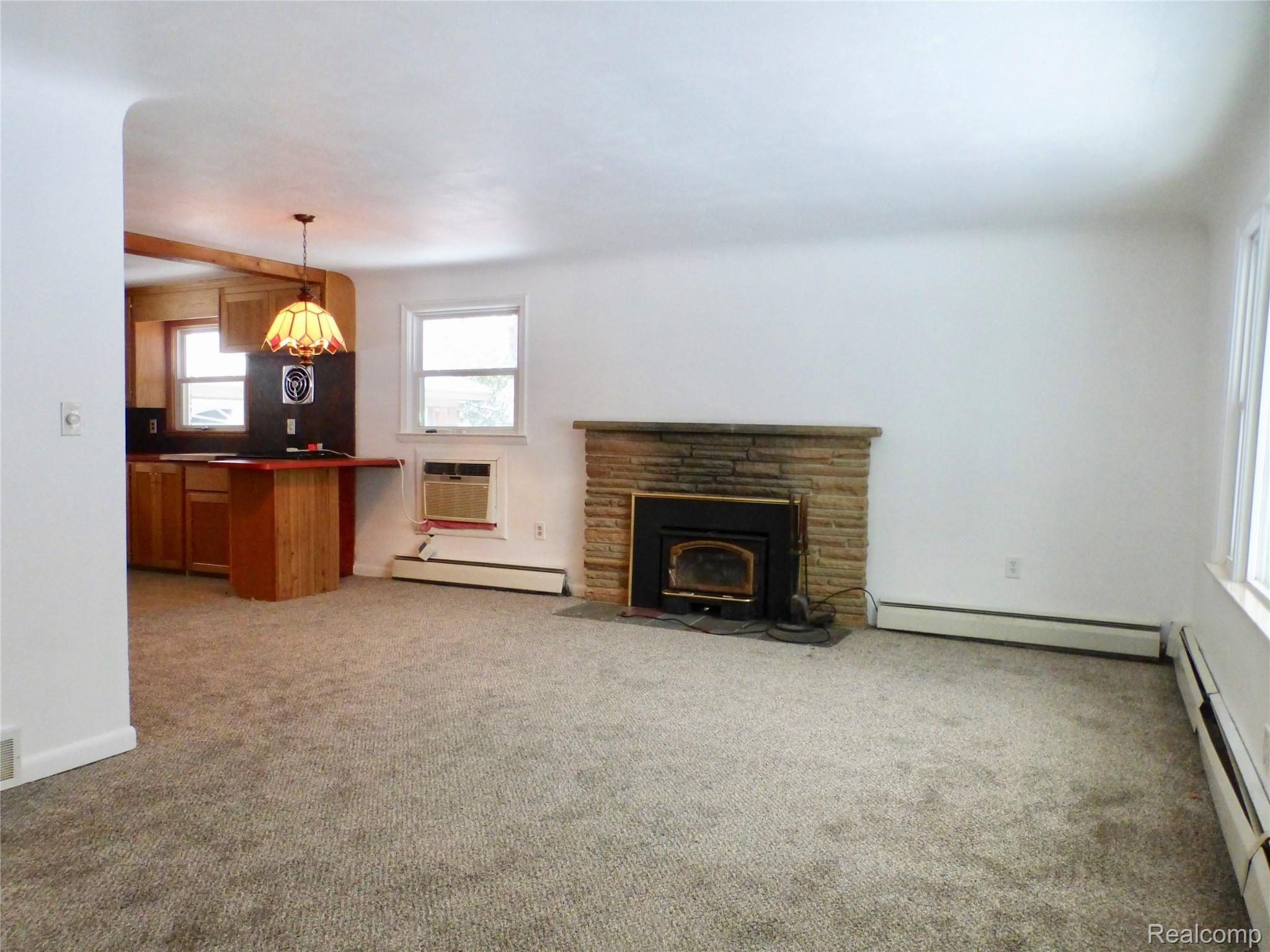 7761 South Eston Road Clarkston, MI 48348 - Photo 6 of 31 Open floorpan