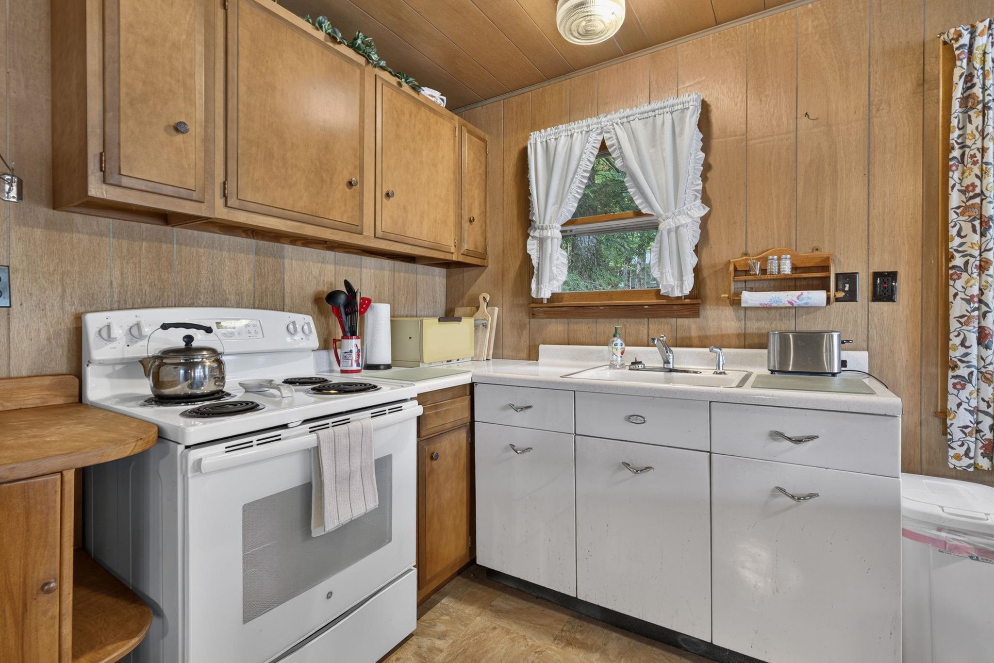 2395 Valley Road Stoddard, NH 03280 - Photo 26 of 56