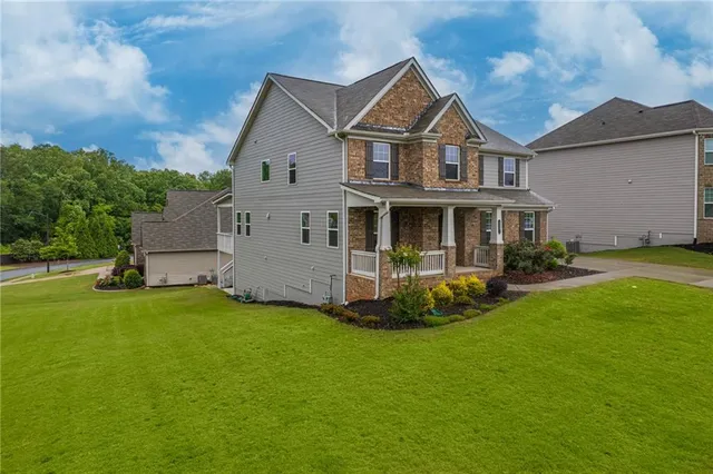 $850,000 | 301 Cochin Drive, Woodstock, GA 30188