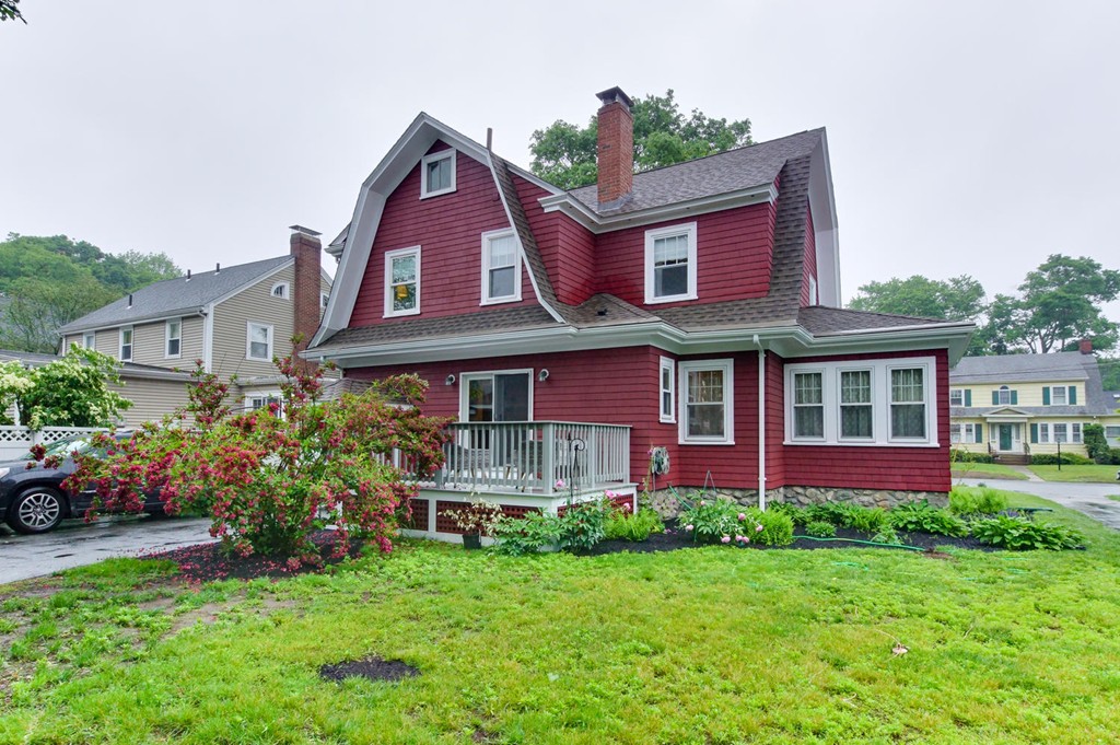 64 Oak Ridge Road Medford, MA 02155 - Photo 25 of 28 Gallery Image 25
