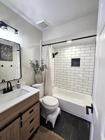 $199,500 | 1713 West Saxon Drive, Marion, IN 46952