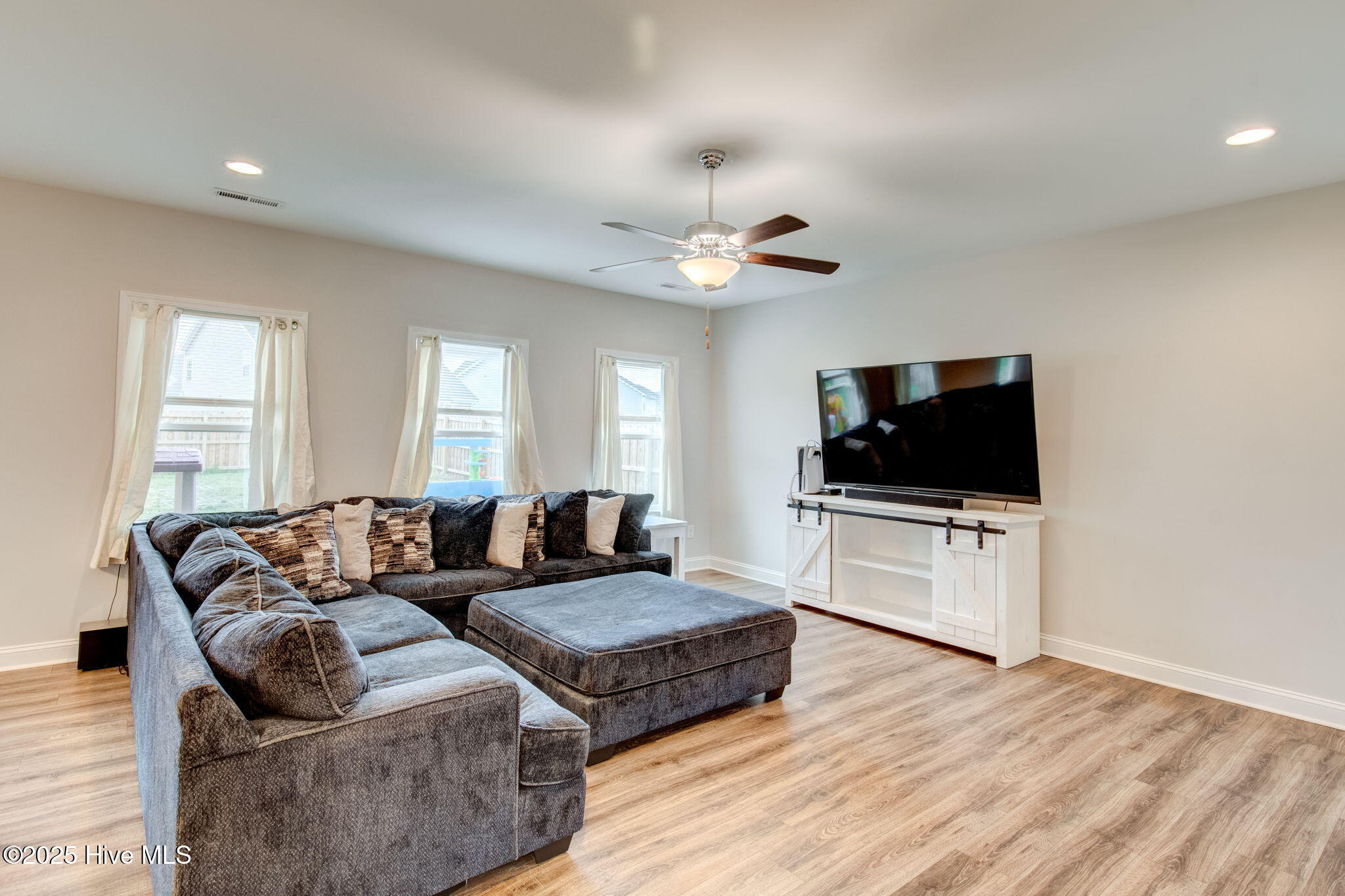 5759 Orchardgrass Road Leland, NC 28451 - Photo 7 of 54 5-web-or-mls-5759 Orchardgrass Rd-105