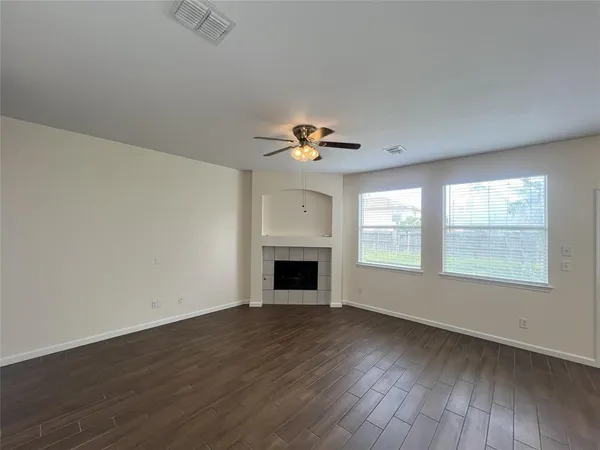 $2,450 | 2323 Dogwood Drive, Little Elm, TX 75068