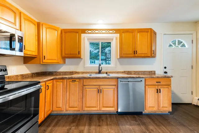 $299,900 | 15 Bolduc Avenue, Winslow, ME 04901