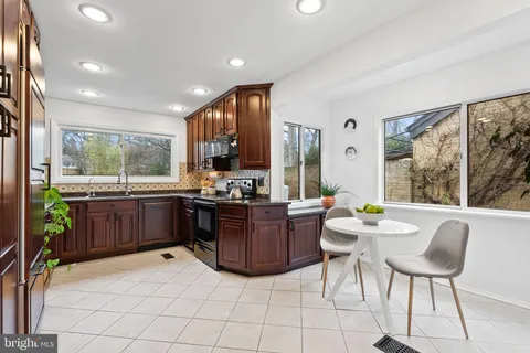 $1,299,000 | 6305 Contention Court, Bethesda, MD 20817