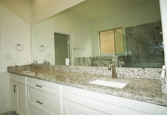 $3,000 | 1708 Prestwick Lane, Ennis, TX 75119