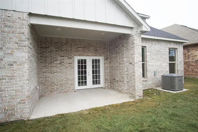 $3,000 | 1708 Prestwick Lane, Ennis, TX 75119