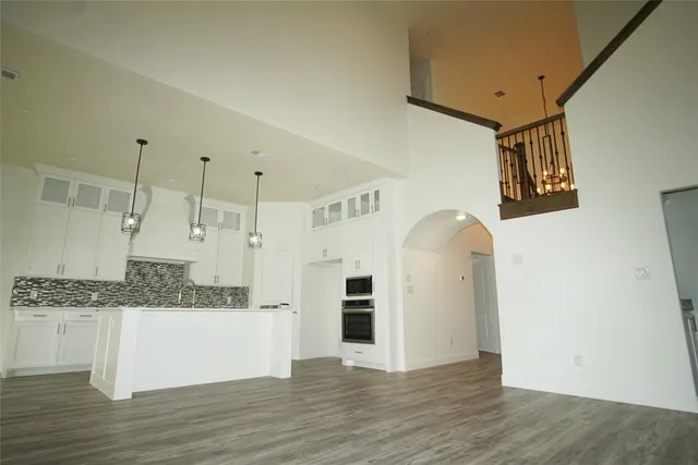 $3,000 | 1708 Prestwick Lane, Ennis, TX 75119