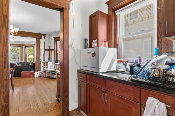 $3,600 | 506-508 Orange Street, Unit 2, New Haven, CT 06511