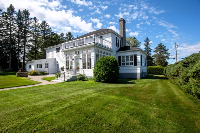 $299,900 | 114 19th Avenue, Madawaska, ME 04756