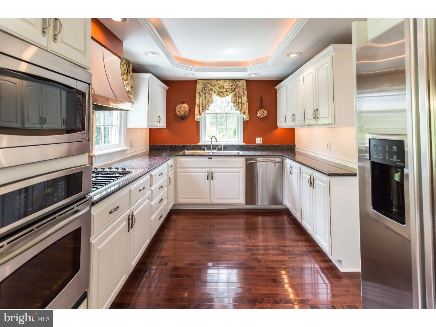 432 Newtown Road Berwyn, PA 19312 - Photo 8 of 25 Kitchen