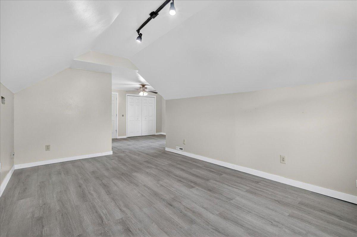 1865 Wilderness Road Lancaster, PA 17603 - Photo 18 of 39 Upper Level _ Spacious Owners Suite