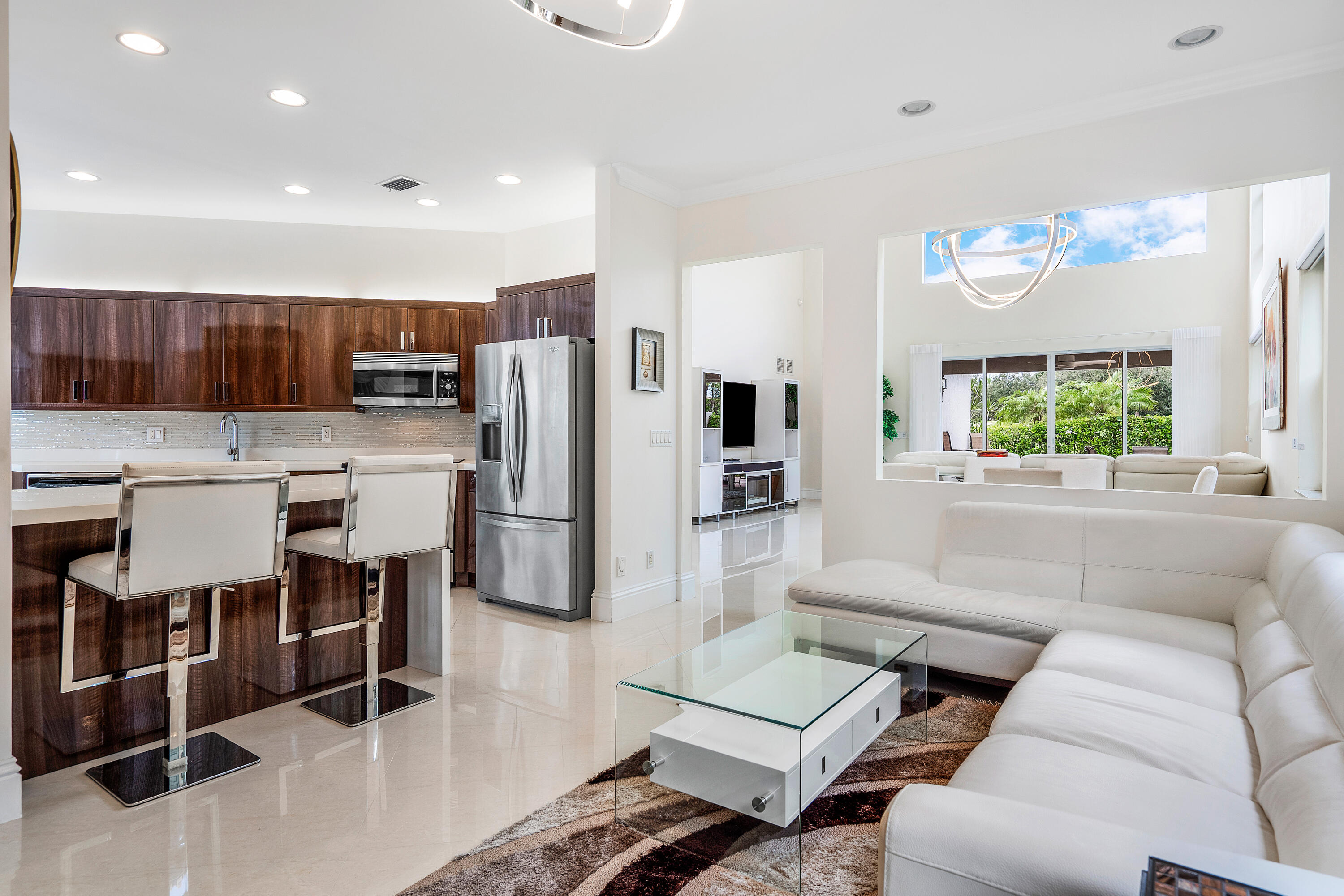 17171 Ryton Lane Boca Raton, FL 33496 - Photo 14 of 49 Family Room & Kitchen