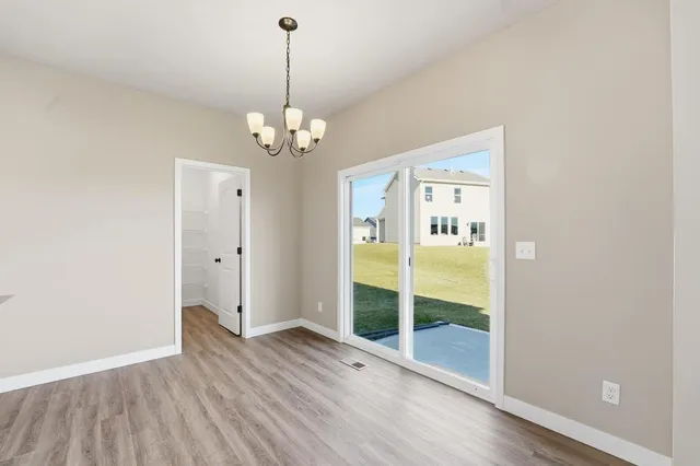 $355,218 | 12429 South Redwood Street, Lee's Summit, MO 64086