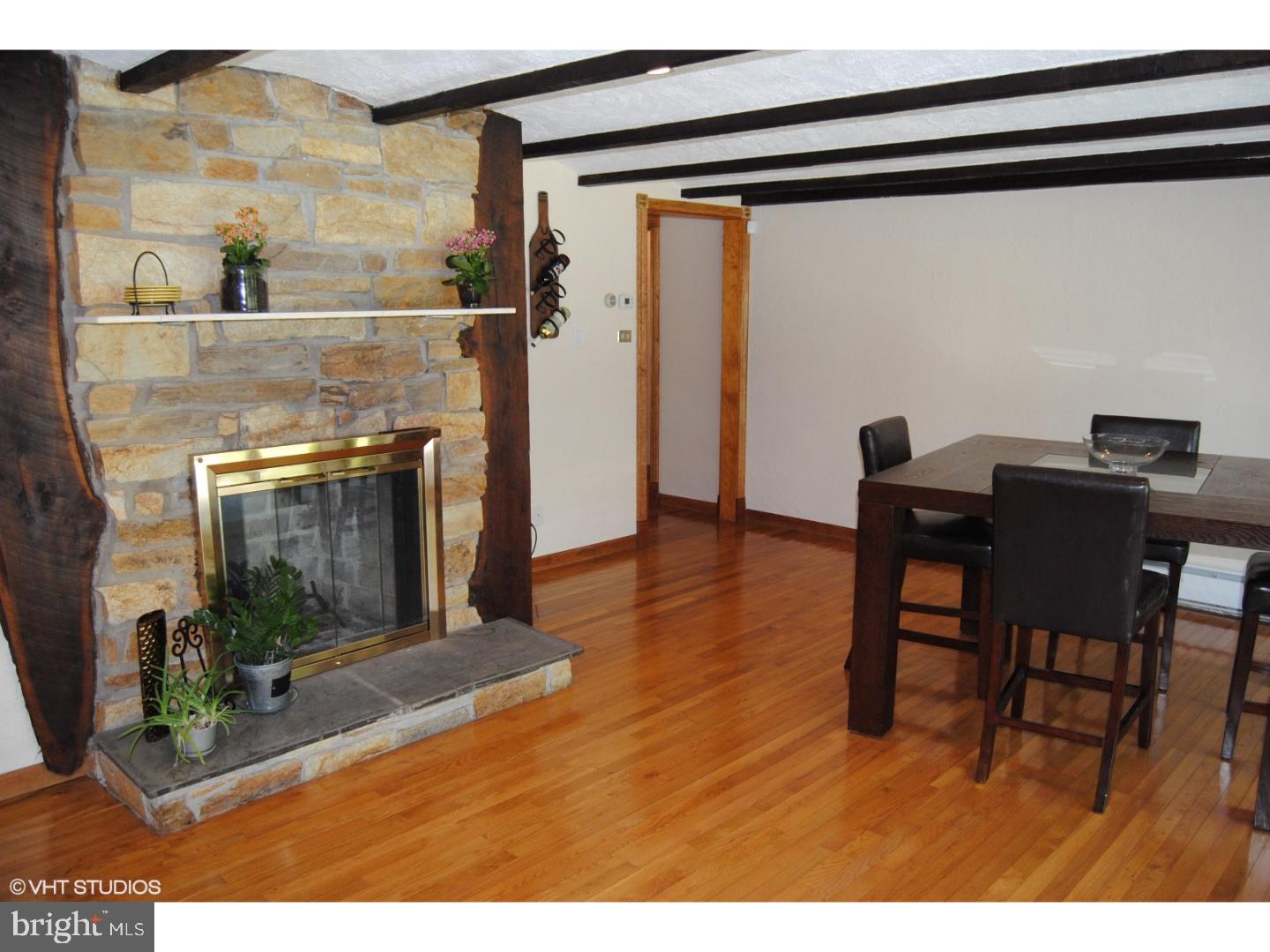 212 Ridge Avenue Newtown, PA 18940 - Photo 11 of 25 Family Room