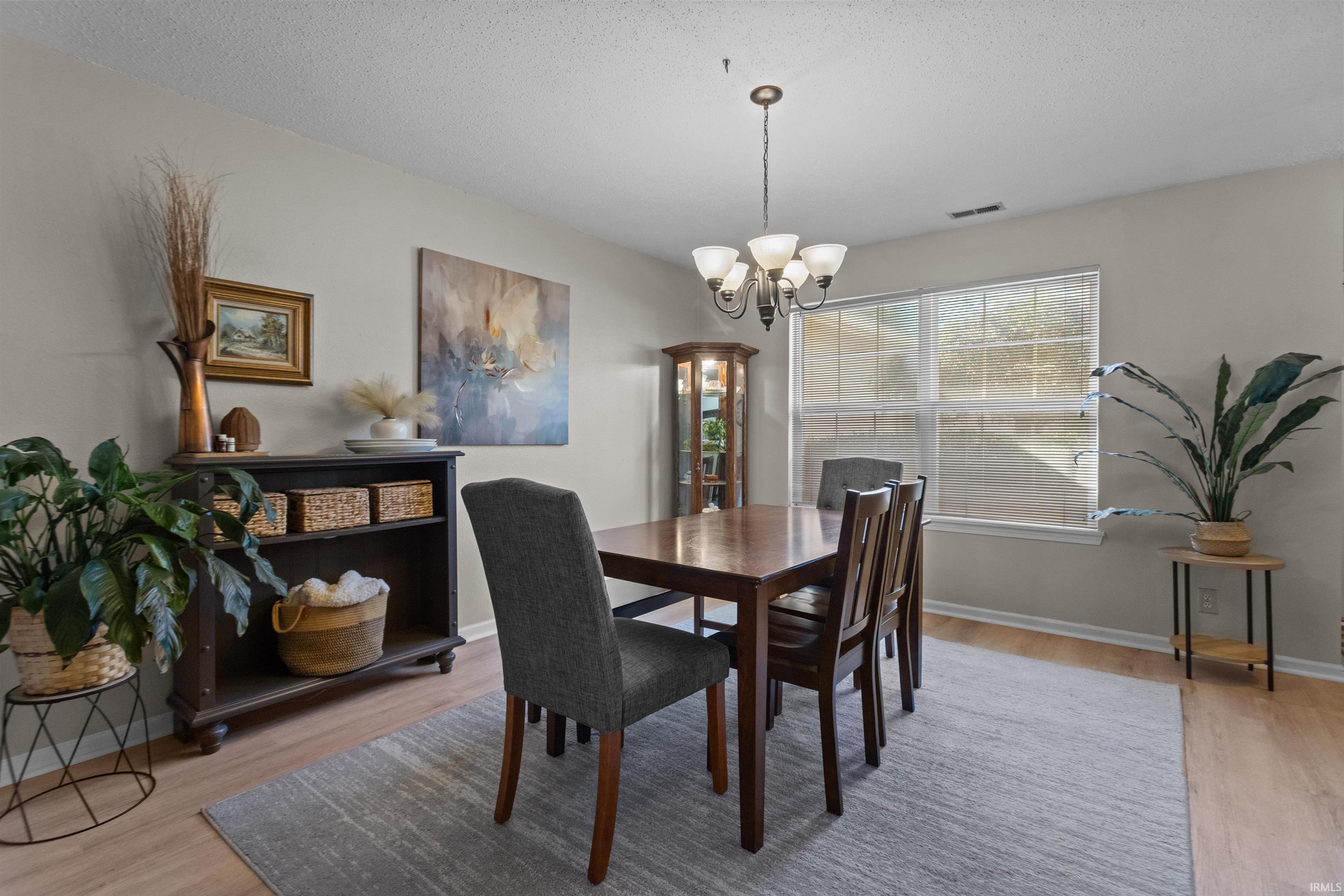 825 Springwater Road Kokomo, IN 46902 - Photo 5 of 32 Gallery Image 5