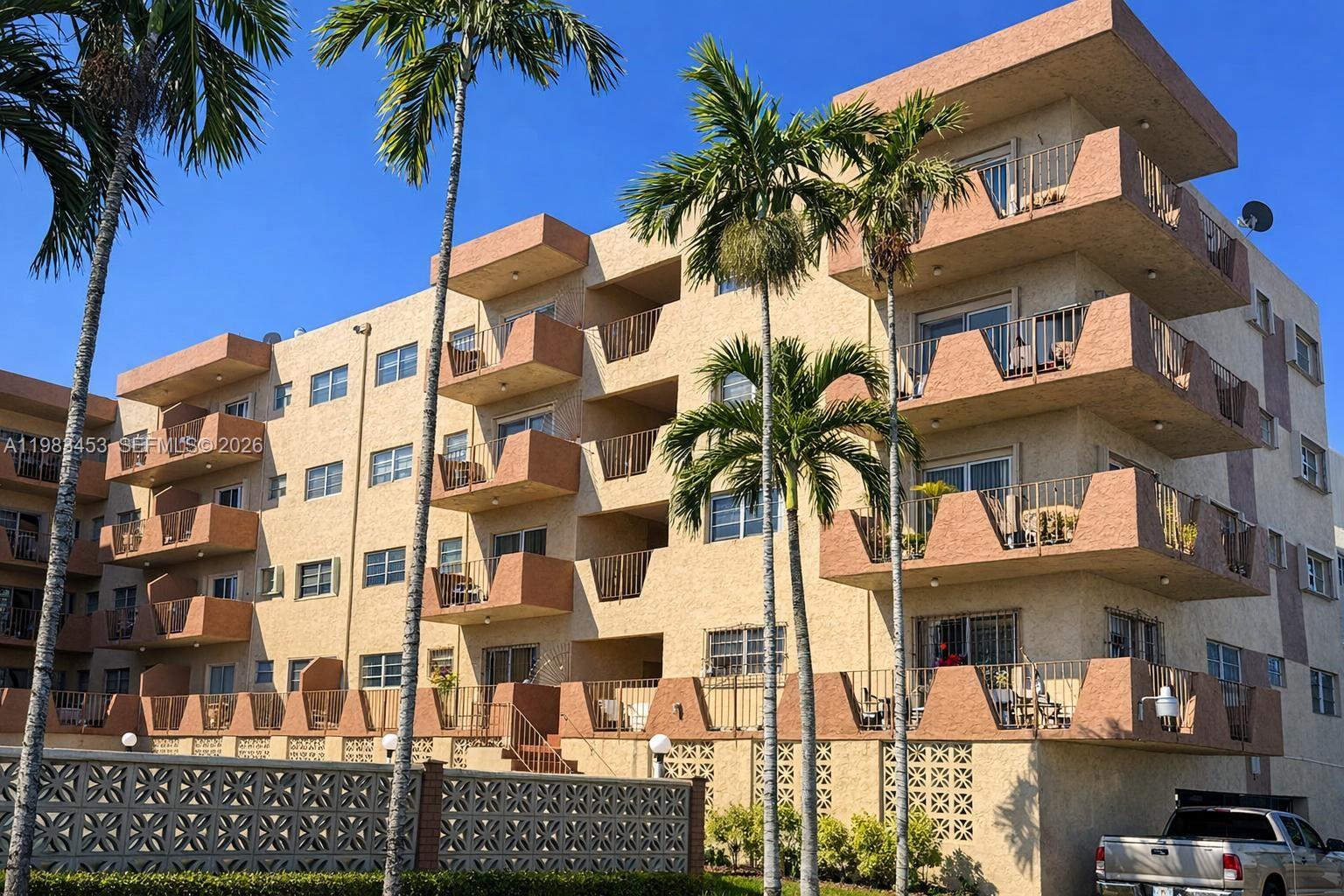 1630 West 46th Street, Unit 514B Hialeah, FL 33012 - Photo 2 of 22