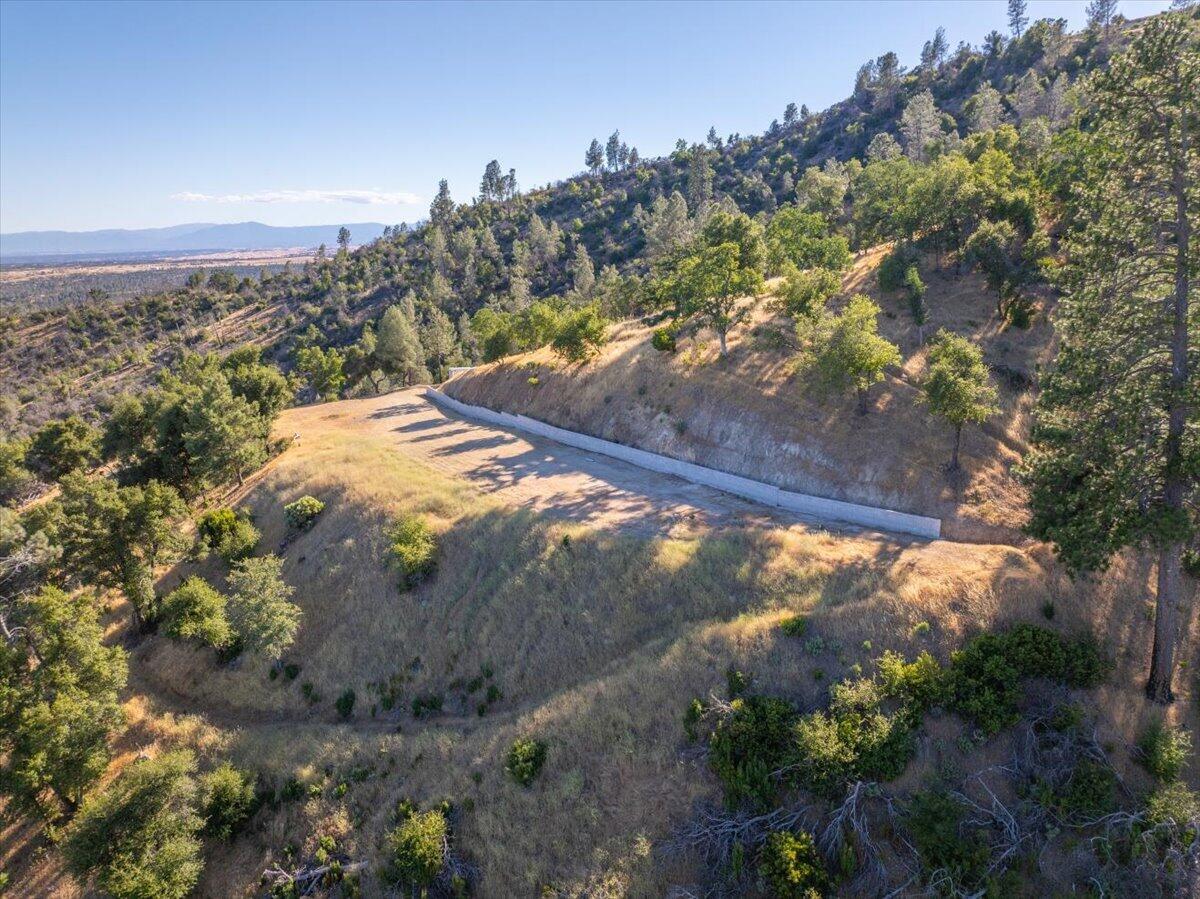 8450 Crown Way Redding, CA 96001 - Photo 7 of 9 7-Crown Way-28
