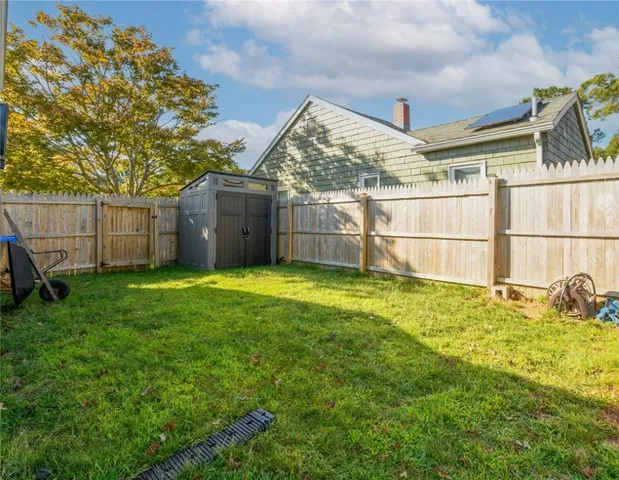 $375,000 | 57 Twin Lakes Avenue, Coventry, RI 02816