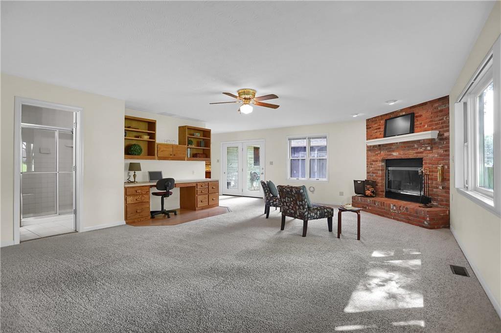 4742 South Franklin Road Indianapolis, IN 46239 - Photo 11 of 26 Gallery Image 11
