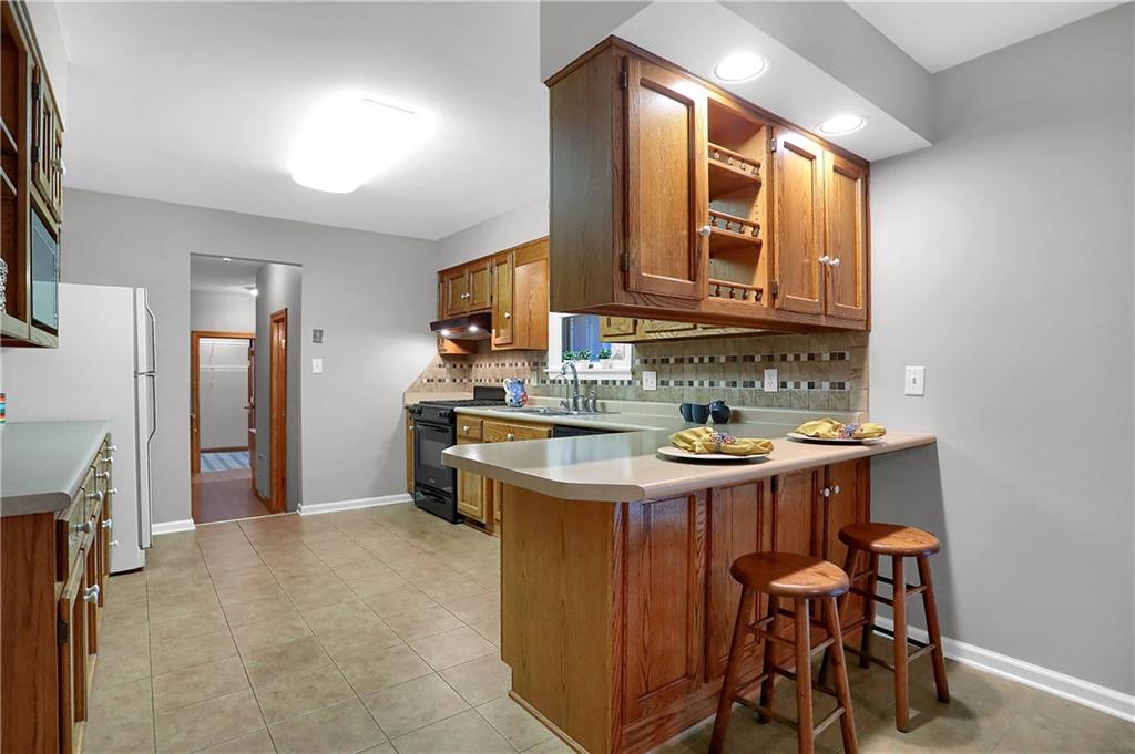 4742 South Franklin Road Indianapolis, IN 46239 - Photo 6 of 26 Gallery Image 6