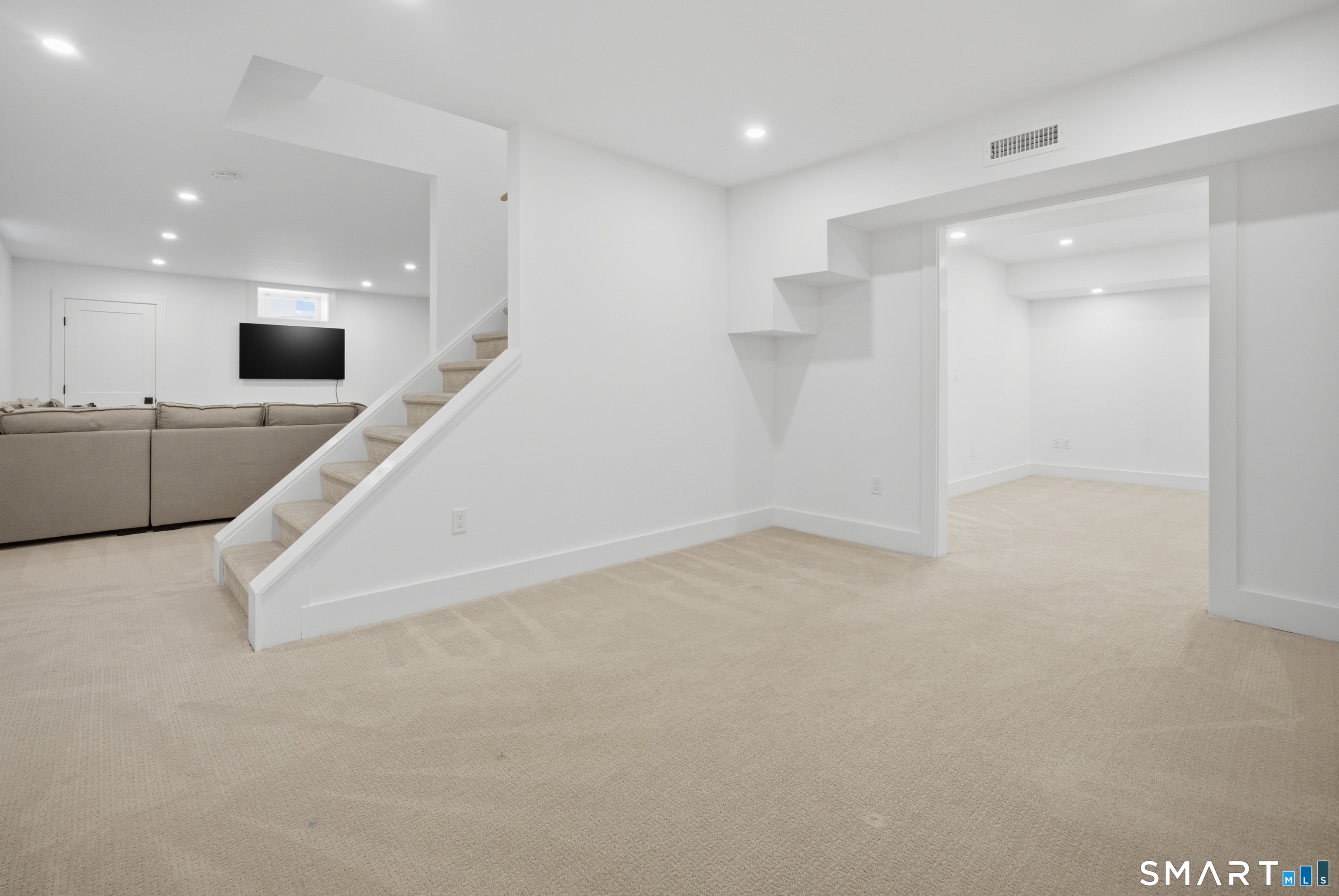 196 Robin Lane Fairfield, CT 06824 - Photo 34 of 37 a view of entryway with kitchen