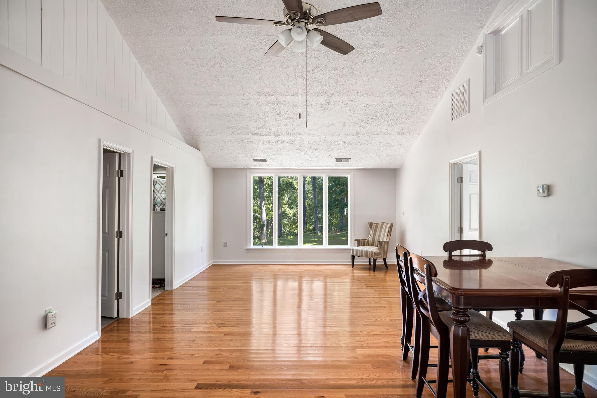 79 Beech Road Front Royal, VA 22630 - Photo 10 of 26 Open Living/Dining Area