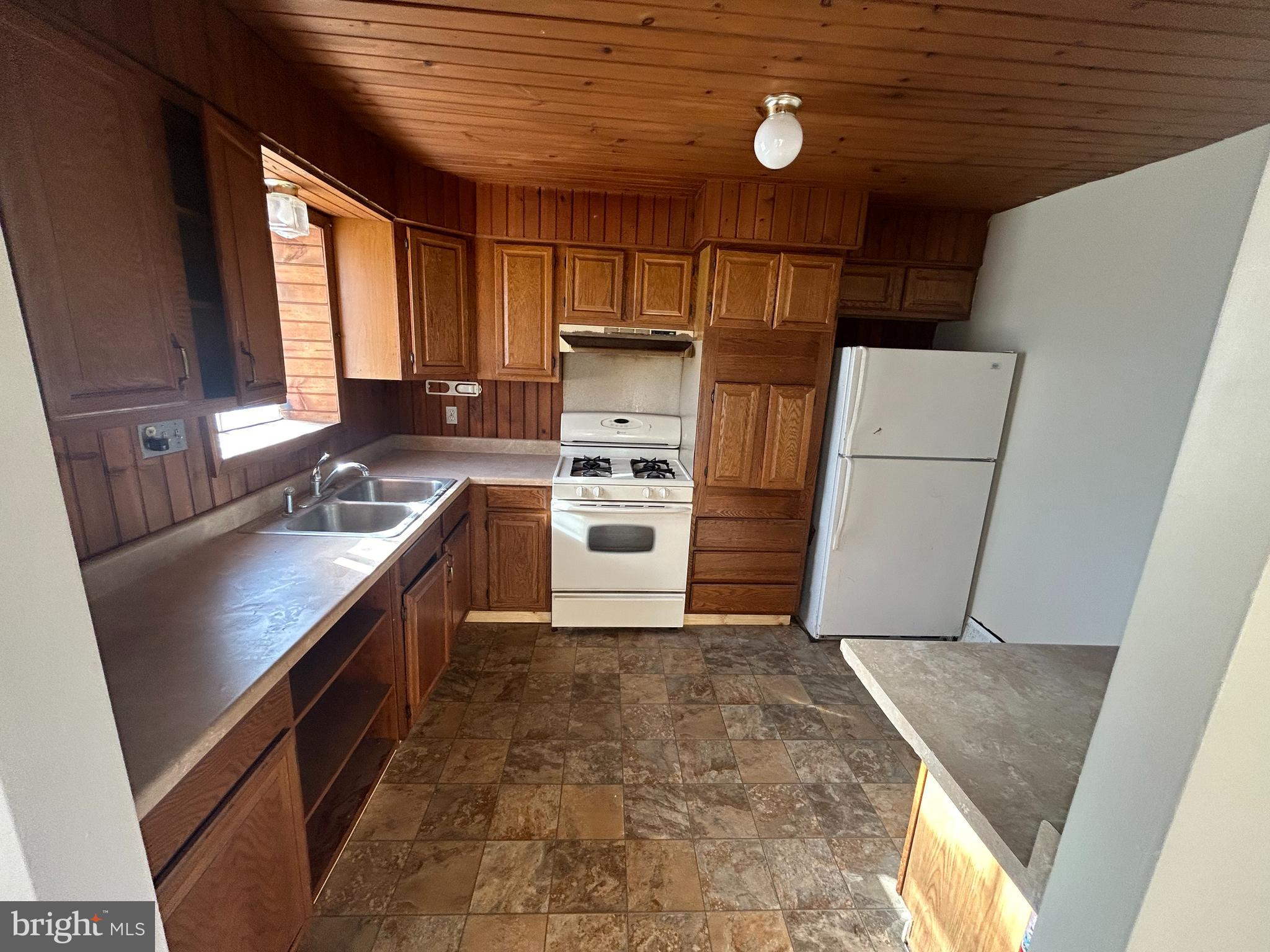 65 Red Mill Road, Unit 65A Etters, PA 17319 - Photo 5 of 15 Gallery Image 5