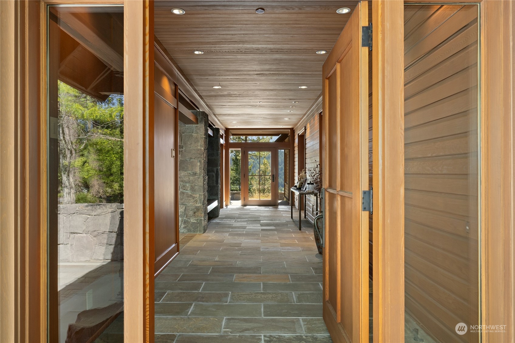 1200 Pinegrass Loop Cle Elum, WA 98922 - Photo 4 of 40