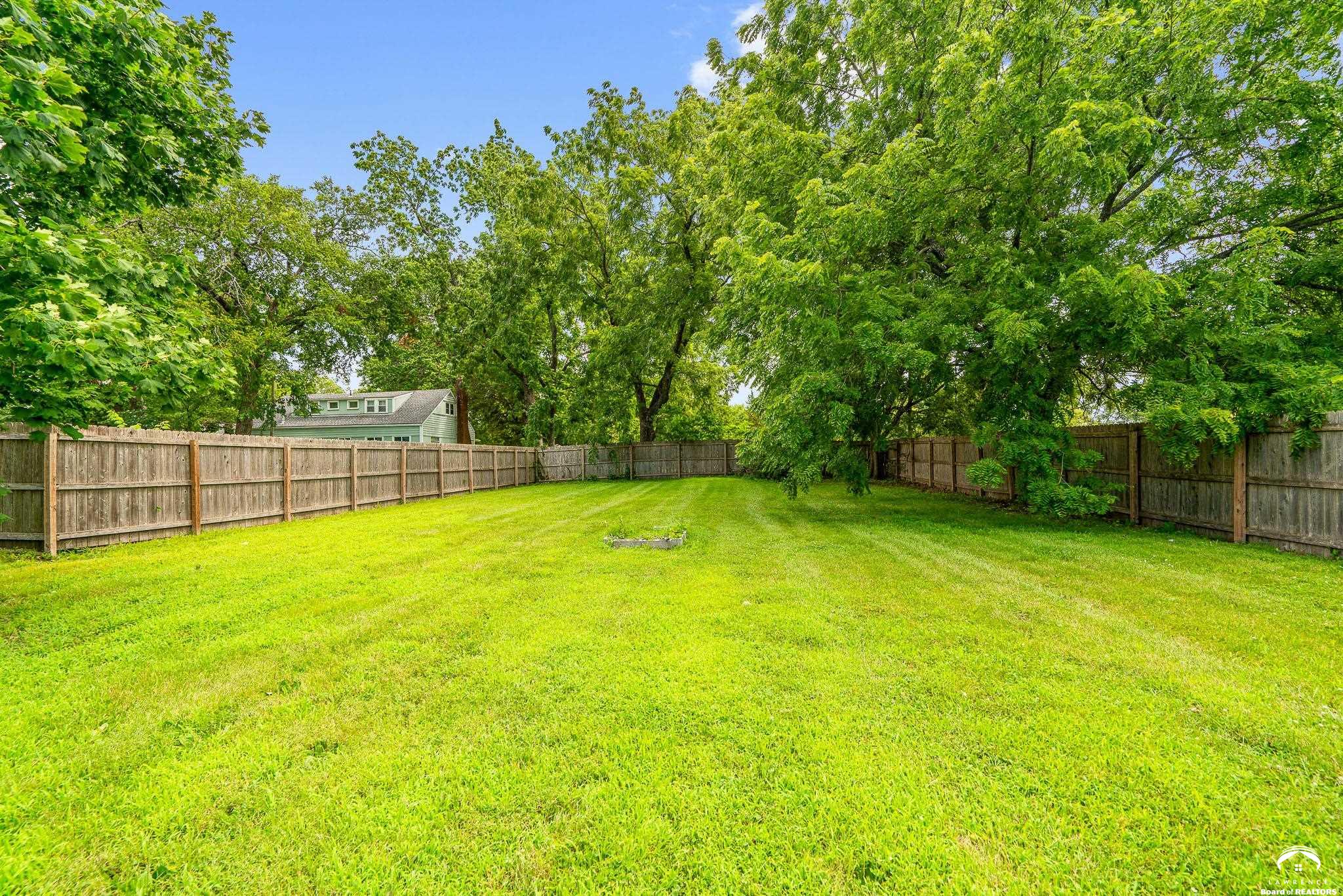 1701 East 24th Street Lawrence, KS 66046 - Photo 35 of 42
