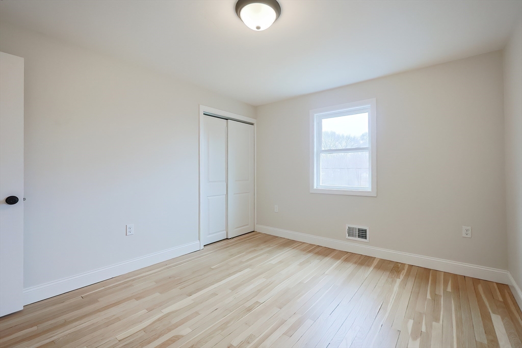 52 Sandini Road Marlborough, MA 01752 - Photo 13 of 23 Gallery Image 13