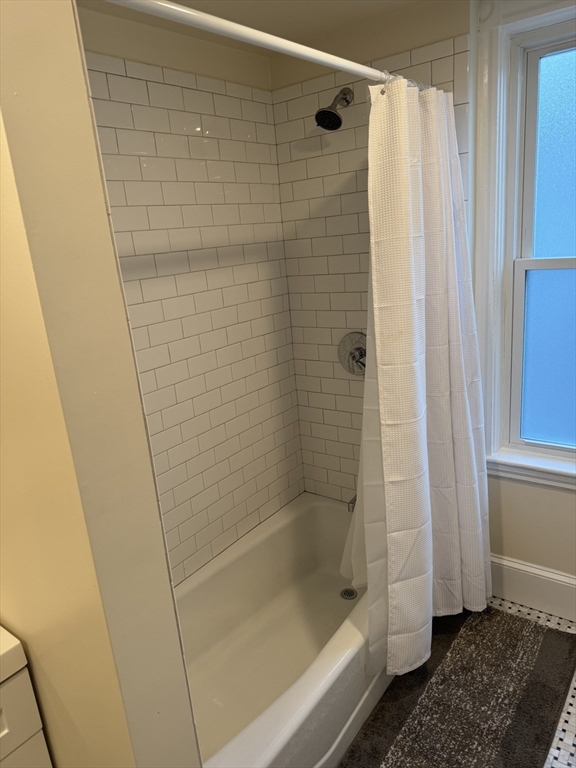 49 Holmes Street, Unit 2B Quincy, MA 02171 - Photo 4 of 6