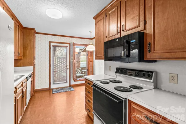 $319,000 | 1336 Radio Road, Statesville, NC 28625