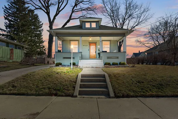 $315,000 | 1127 Morton Avenue, Elgin, IL 60120