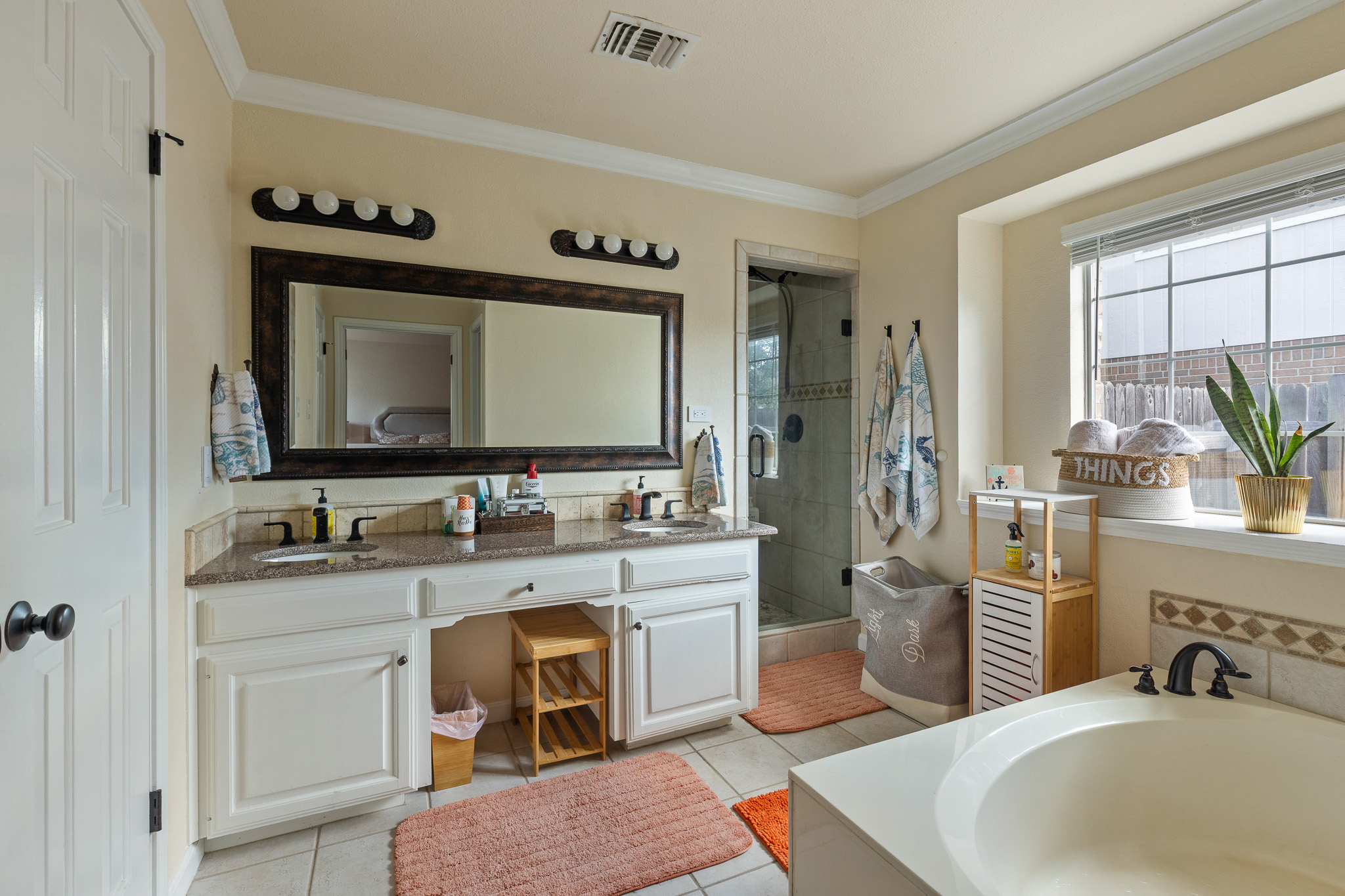 2305 Raintree Path Round Rock, TX 78664 - Photo 19 of 36