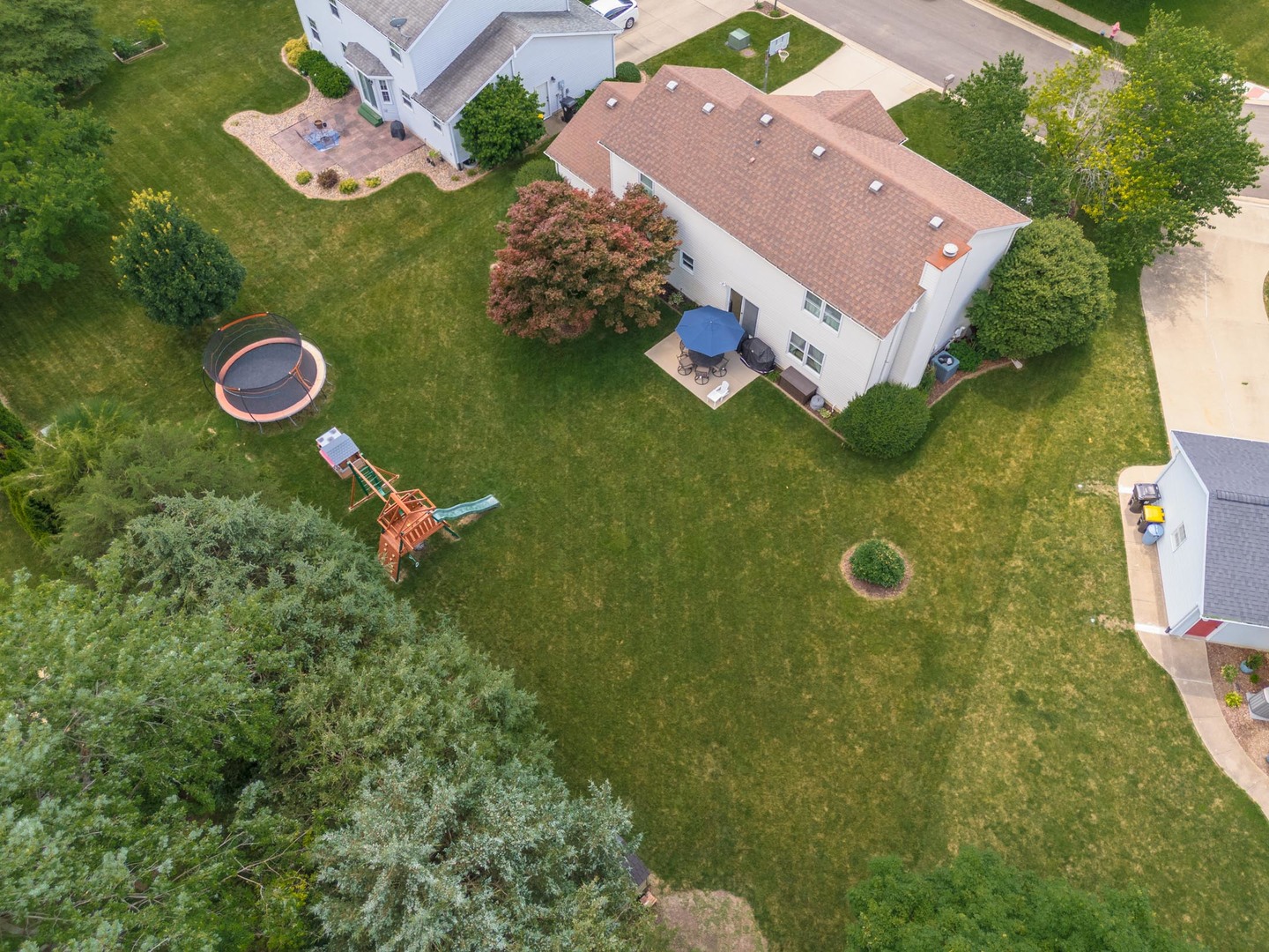 1608 Surrey Street Normal, IL 61761 - Photo 3 of 49 Gallery Image 3